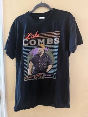 Luke Combs Black Graphic Concert Tee - Growin' Up And Gettin' Old 2024, L